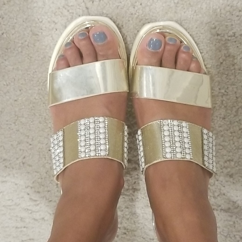 Gold Platform Sandals - Picture 4 of 5